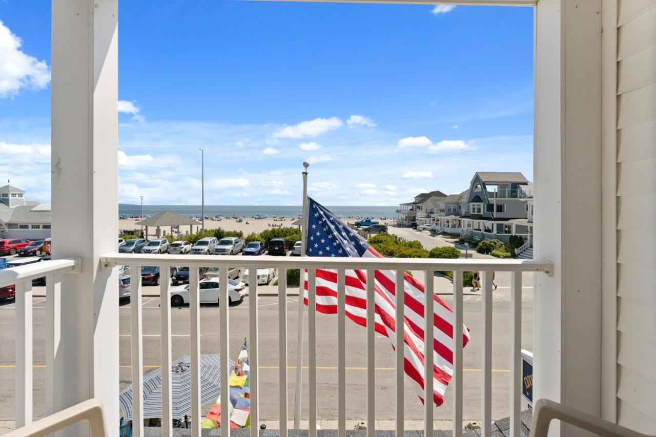Water Views - Private Balcony - The Americana Hampton Extérieur photo