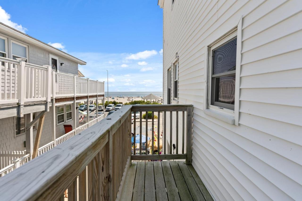 Water Views - Private Balcony - The Americana Hampton Extérieur photo