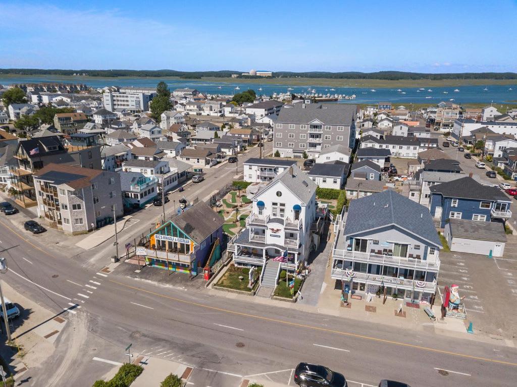 Water Views - Private Balcony - The Americana Hampton Extérieur photo